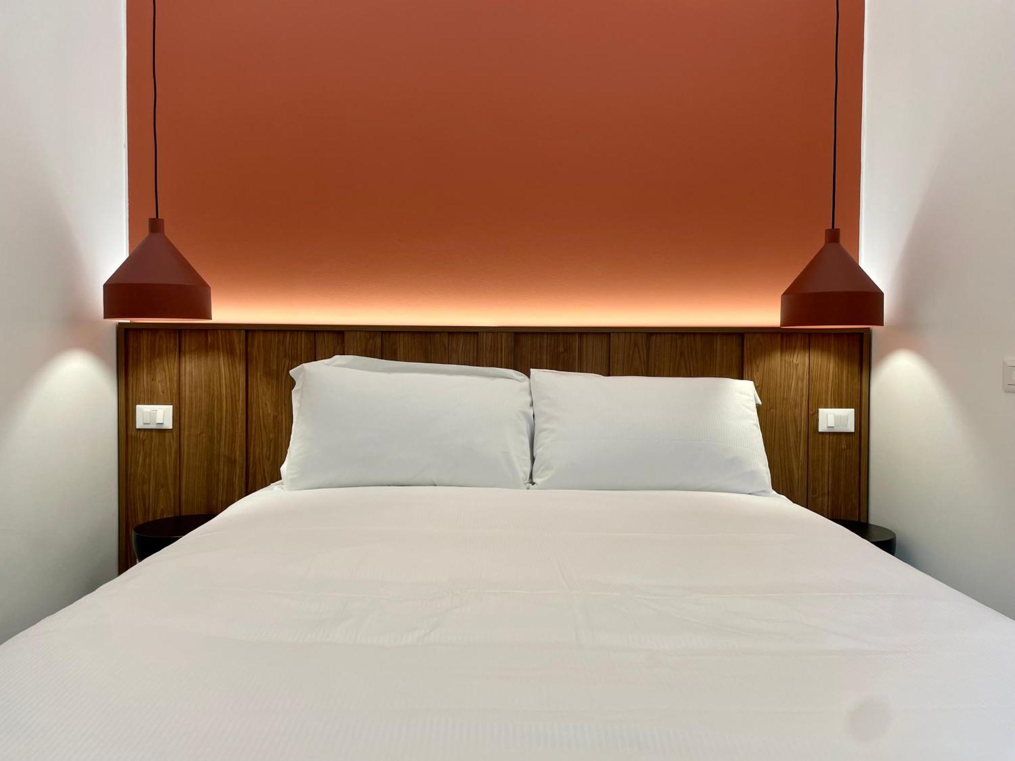 Relstay - Assarotti Suites Генуя Экстерьер фото