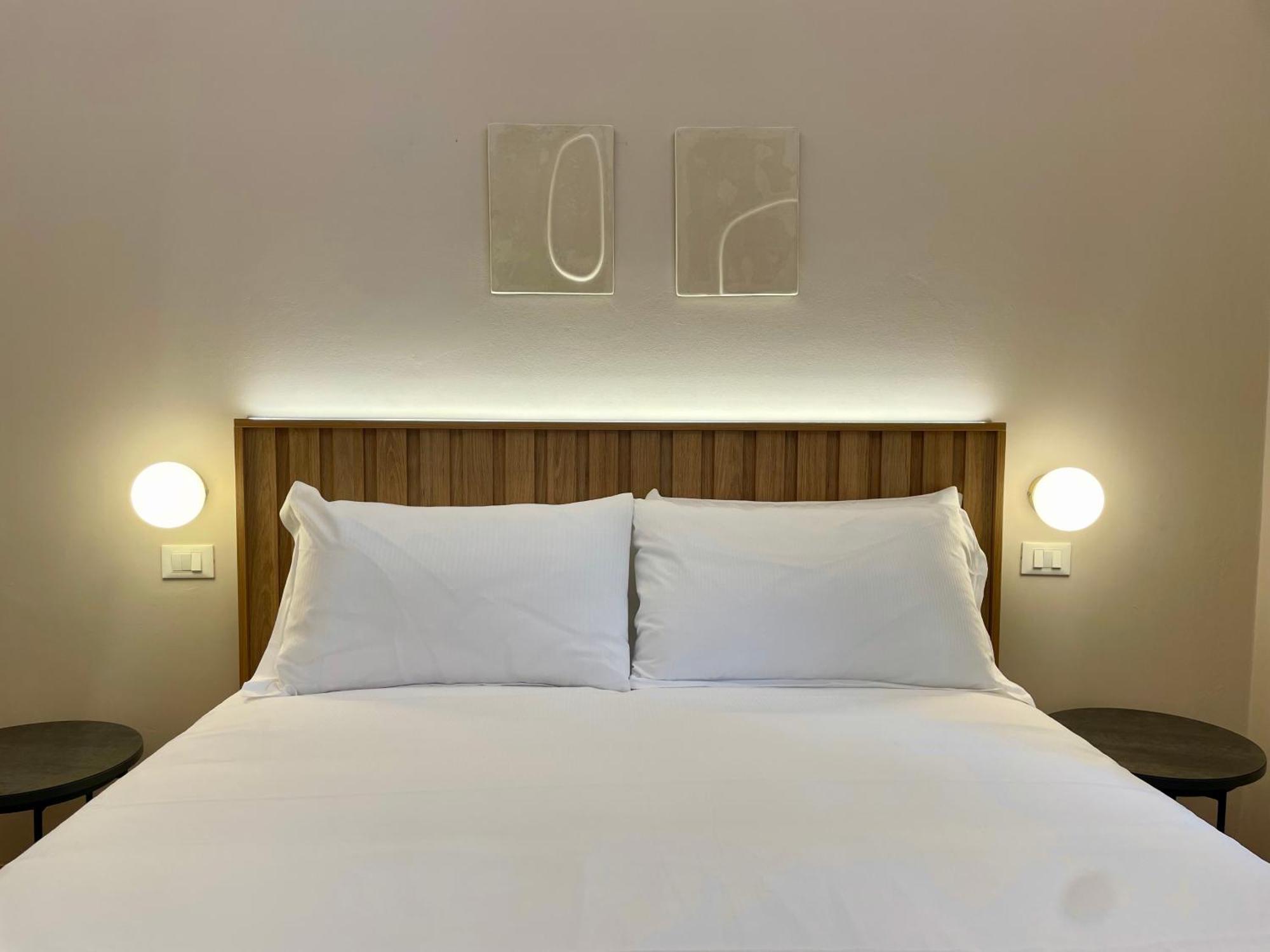 Relstay - Assarotti Suites Генуя Экстерьер фото