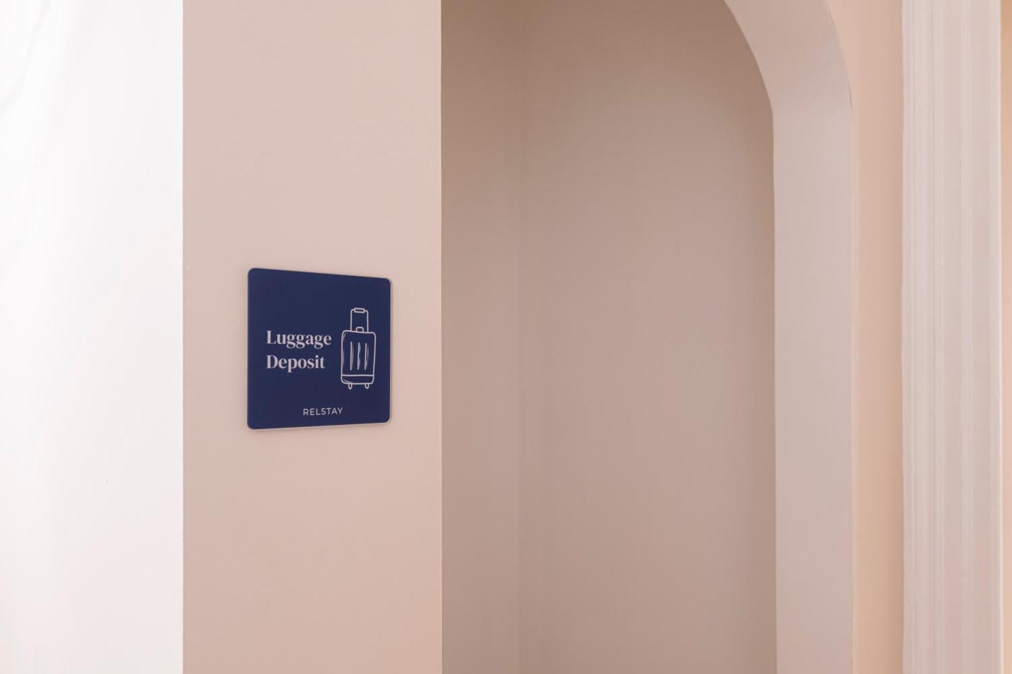 Relstay - Assarotti Suites Генуя Экстерьер фото
